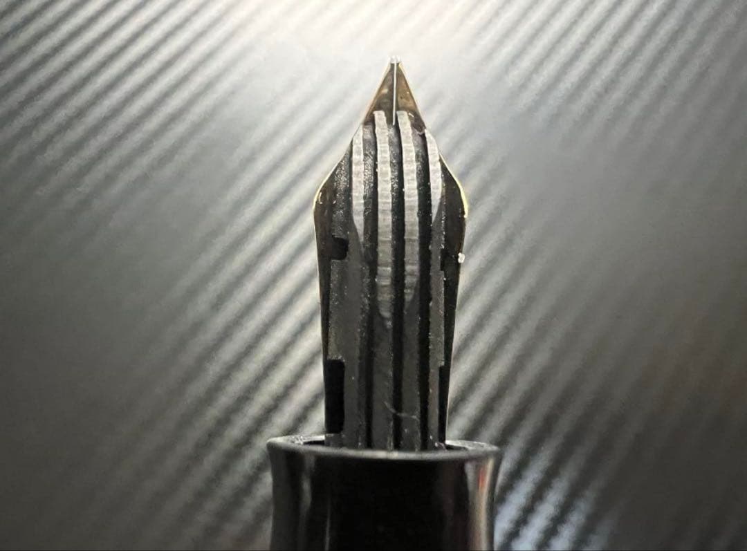 ペリカン 400NN M&K 万年筆 EF 極細字 緑縞