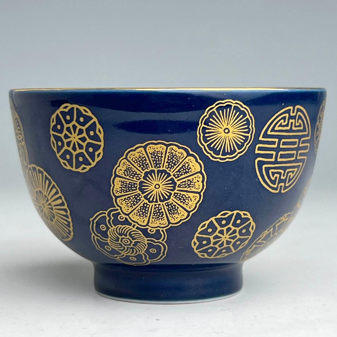 藍地描金團花紋小盌 雍正御製 款 唐物 中国古玩 中国美術 旧家蔵出品 A804