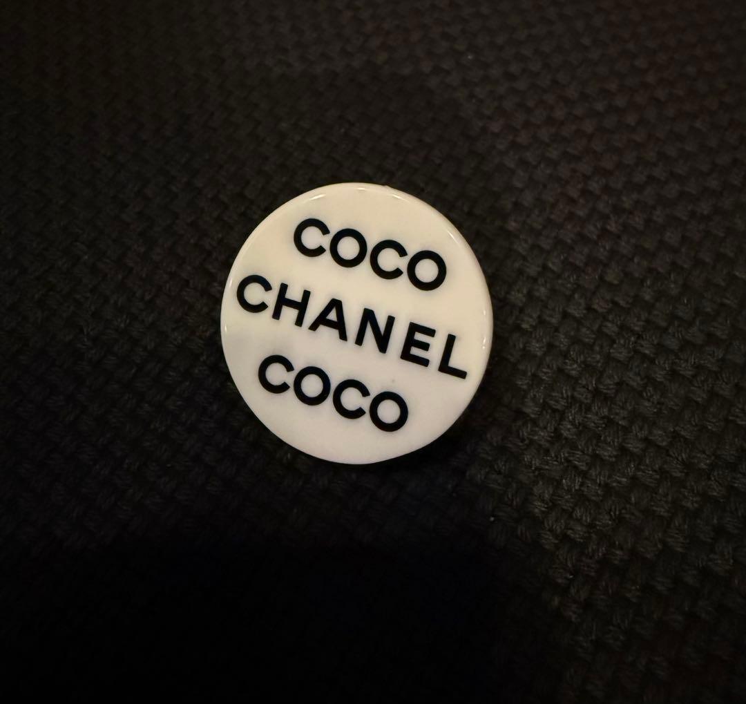 CHANEL Coco Chanel ブローチ ホワイト