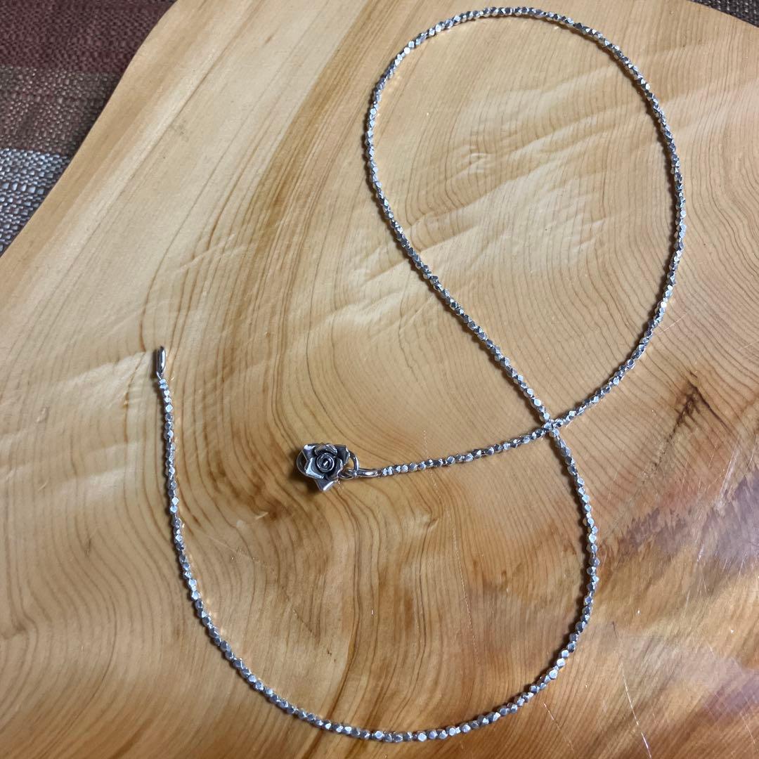 sky様カレンシルバーネックレス３本とカット水晶ブレスレット