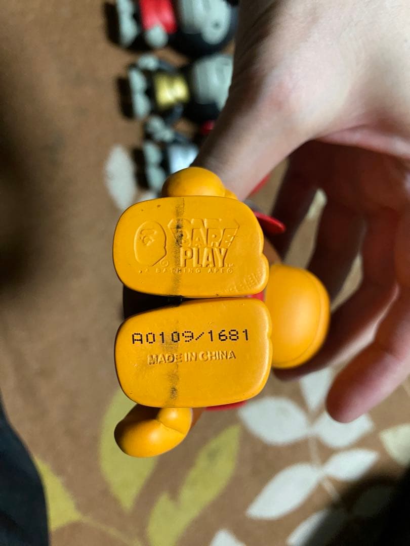 BAPE PLAY ベイビーマイロ フィギュア？