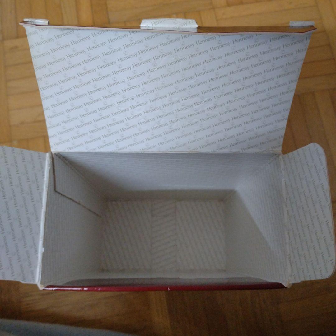 p*f様 Hennessy X.O. 700ミリリットル　ブランデ−