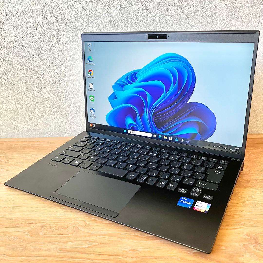 バッテリー良好/軽量/VAIO/SSD/Windows11/黒/ノートパソコン