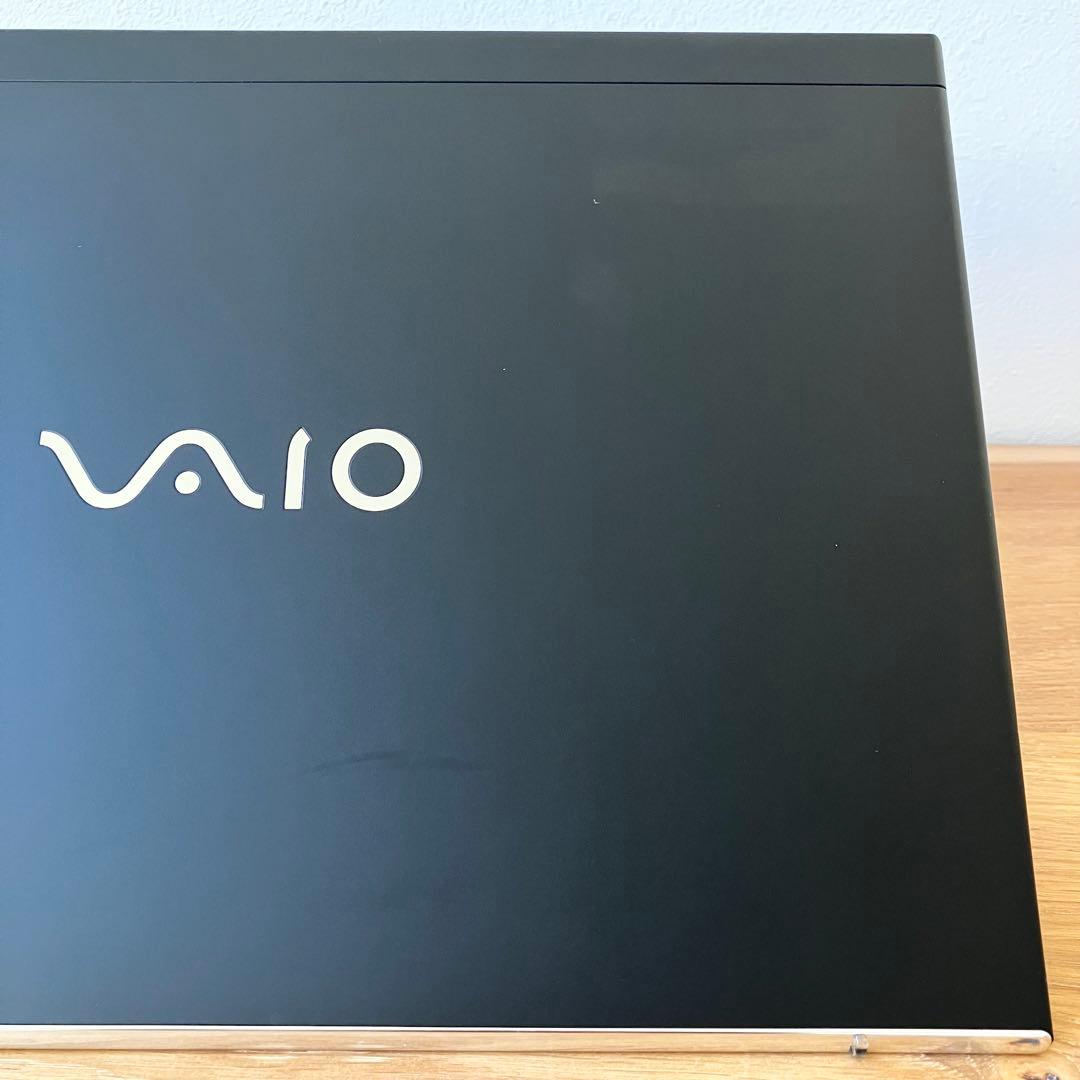バッテリー良好/軽量/VAIO/SSD/Windows11/黒/ノートパソコン