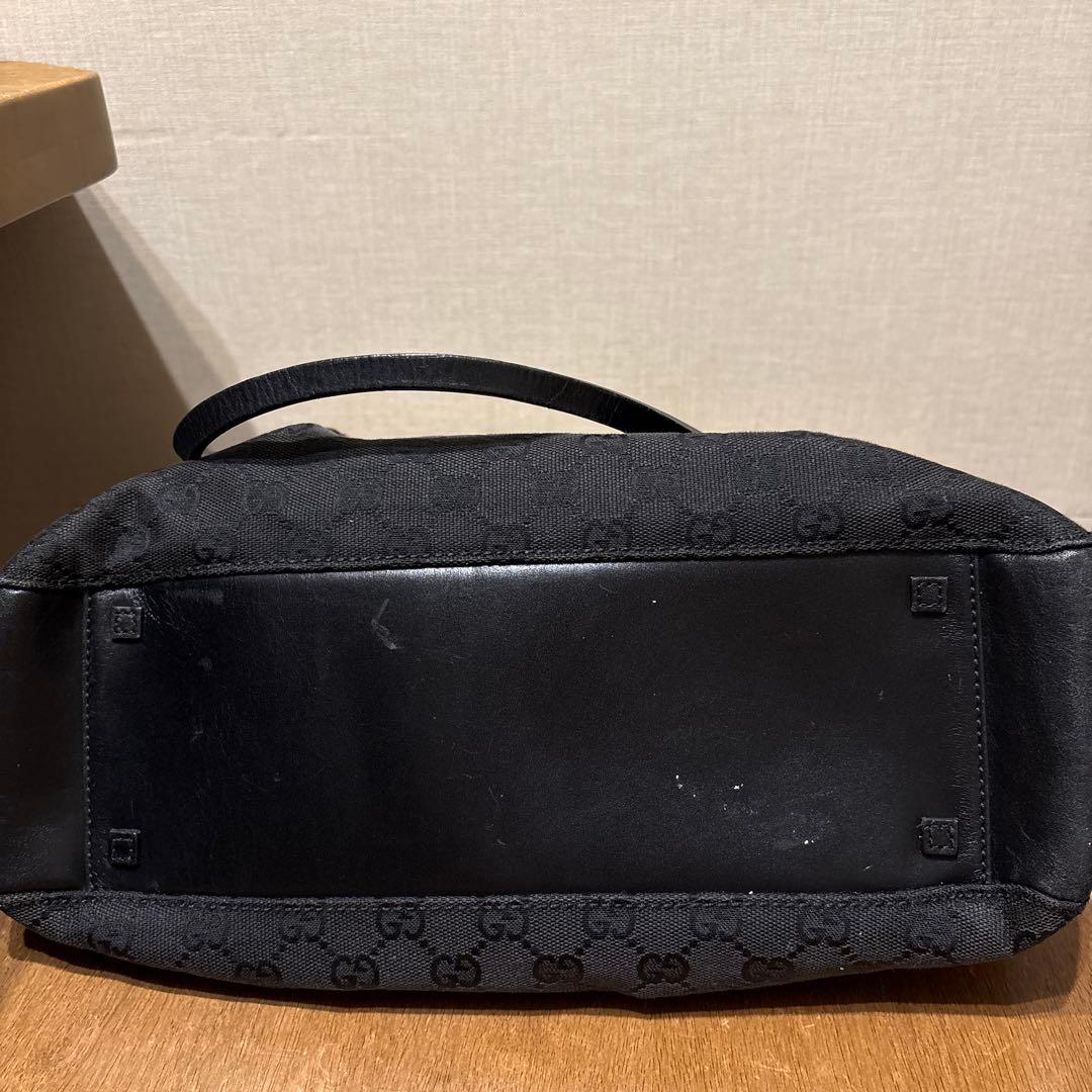 GUCCI ブラックキャンバス ハンドバッグ