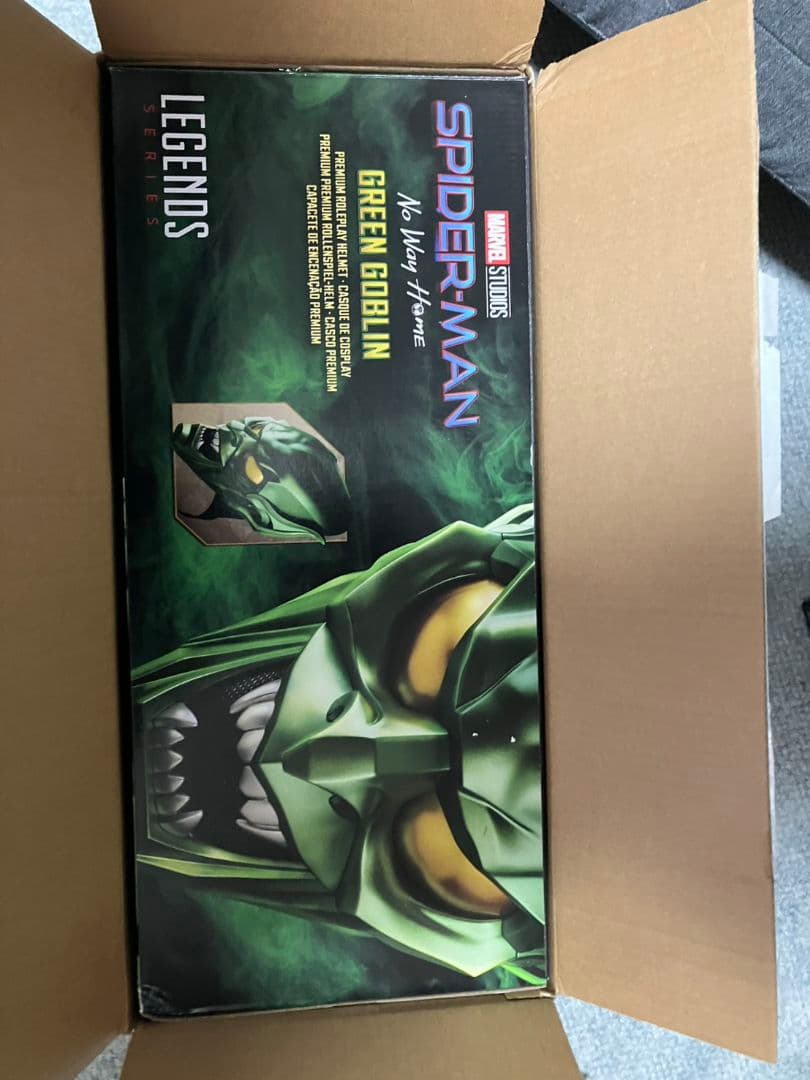 ハズブロ　グリーンゴブリン　ヘルメット