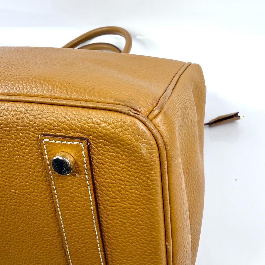 美品 本革 ハンドバッグ キャメル フラップ 嘉手納 鍵 ベルト レザー