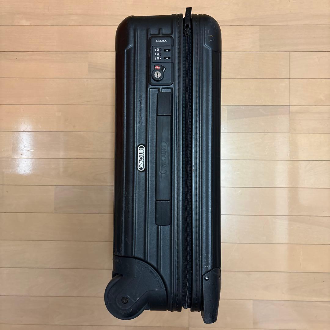 リモワサルサ　2輪　機内持ち込みサイズ