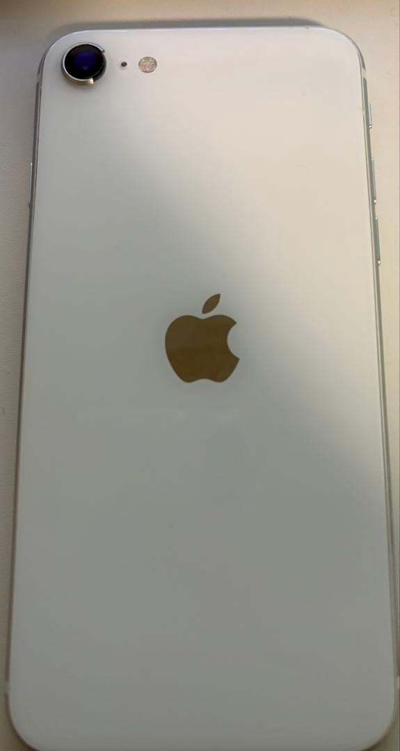 【ジャンク品】iPhone SE [第2世代] 画面割れ