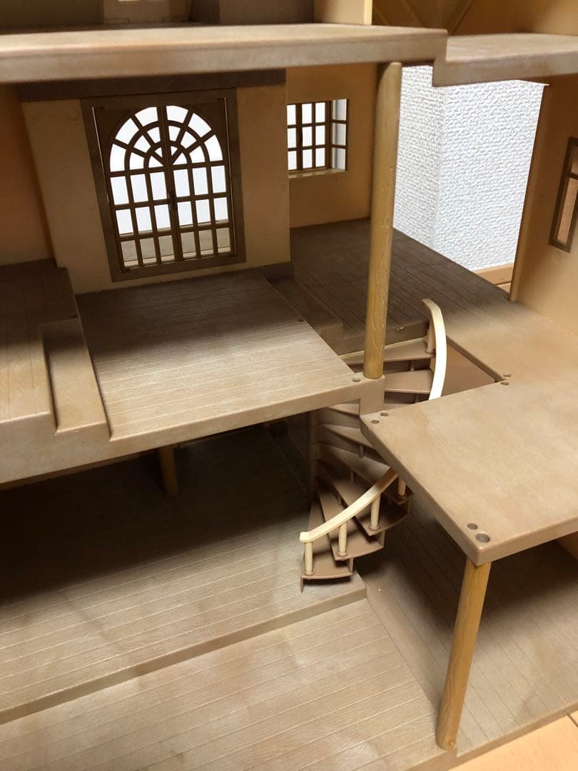 欠品なし！エポック社 ★シルバニアファミリー 緑の丘のすてきなお家　廃盤　希少