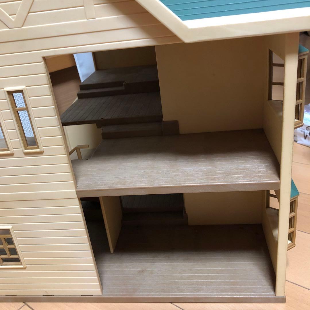 欠品なし！エポック社 ★シルバニアファミリー 緑の丘のすてきなお家　廃盤　希少