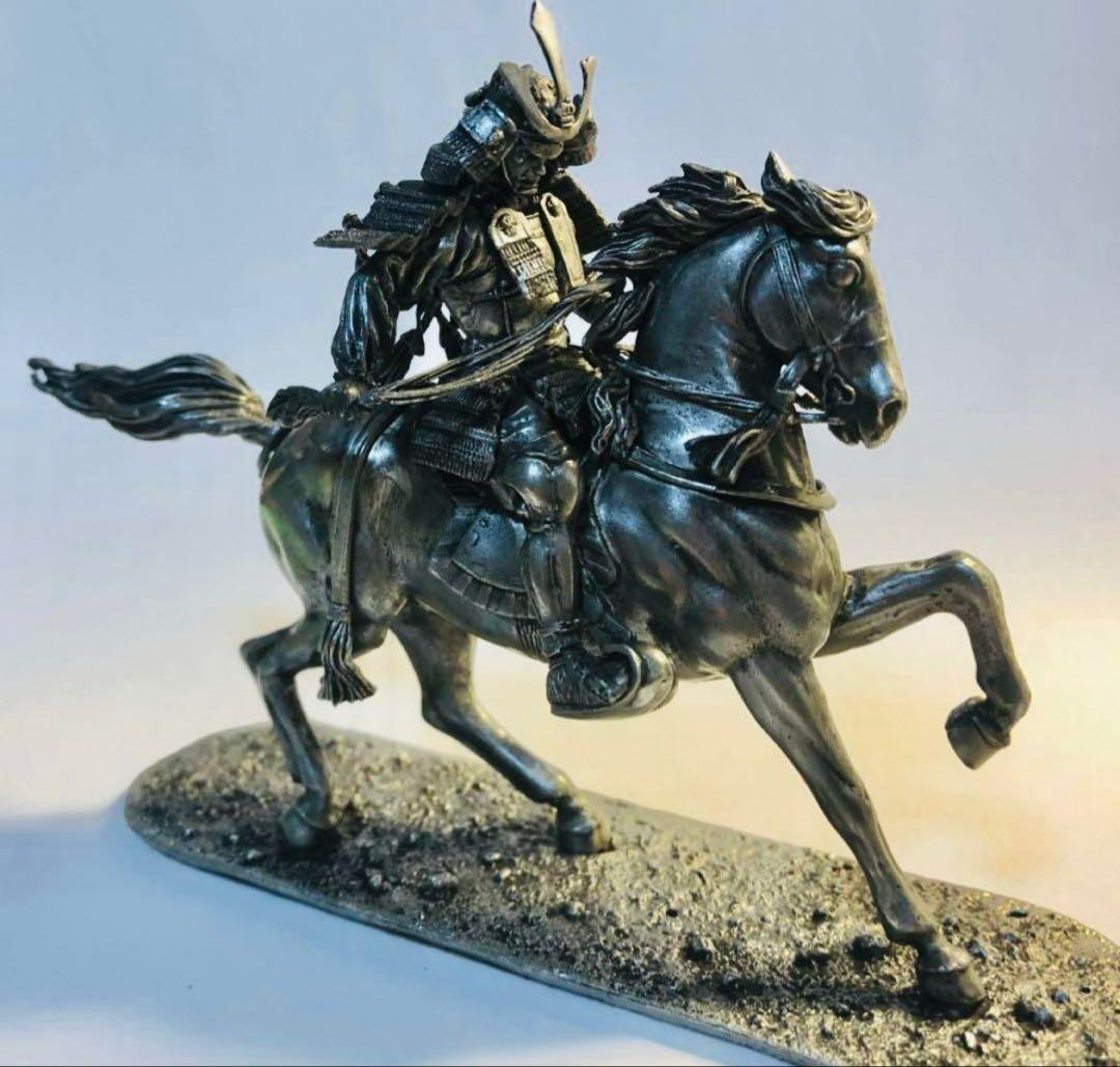 騎馬武者 楠木正成　皇居　フィギュア 金属製 約15cm