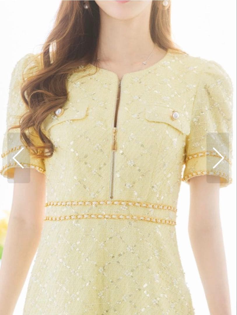 ジュエルズイエロービジュー付きドレス Sサイズ新品未使用タグ付き