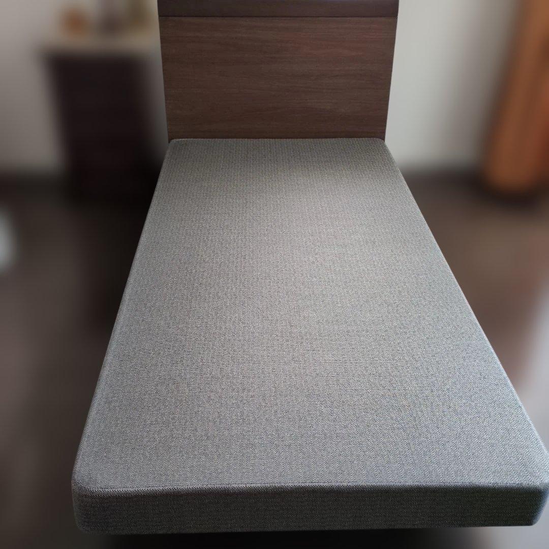 SSimonsシングルベッドフレーム130×970×1960