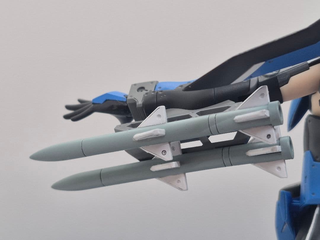 フレームアームズガール　スティレット　グランデスケール　塗装済み