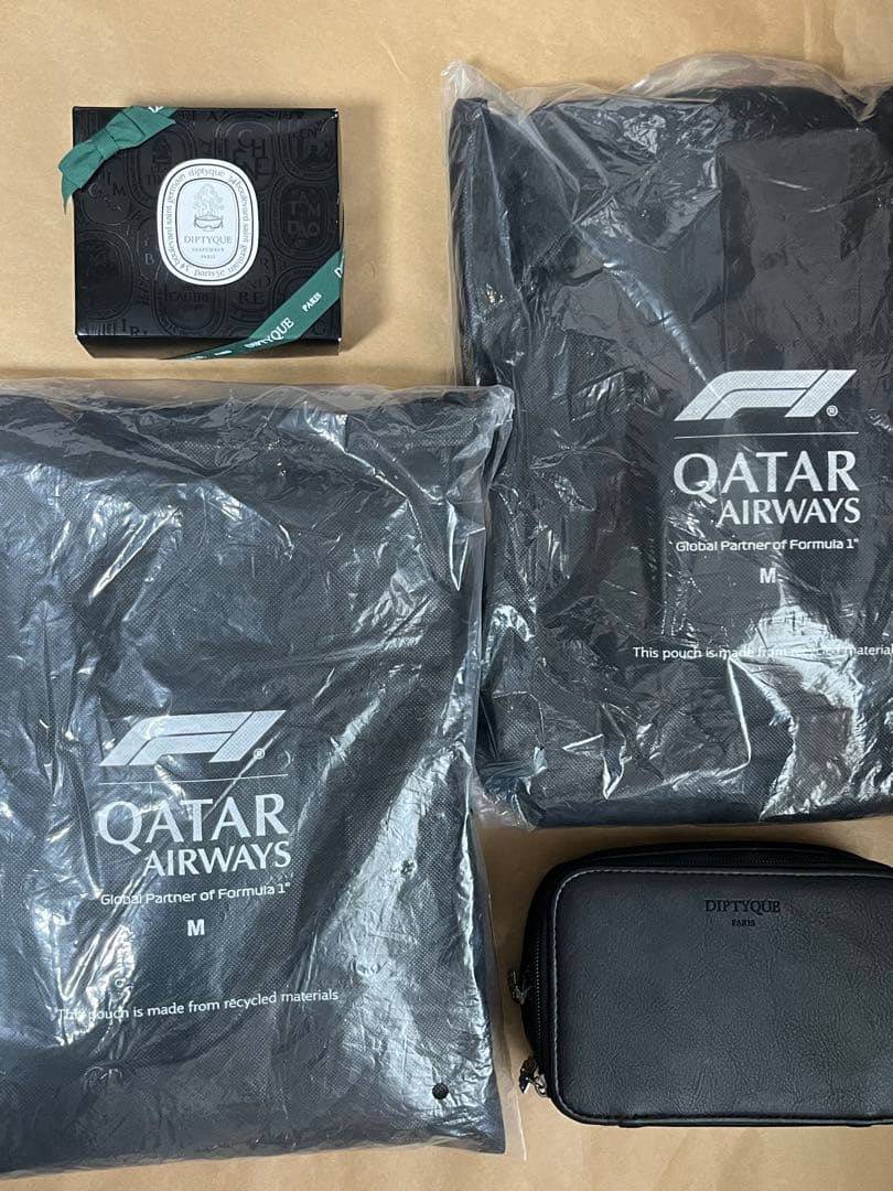 カタール航空 ビジネスクラス DIPTYQUEアメニティ ラウンジウェア 各２個