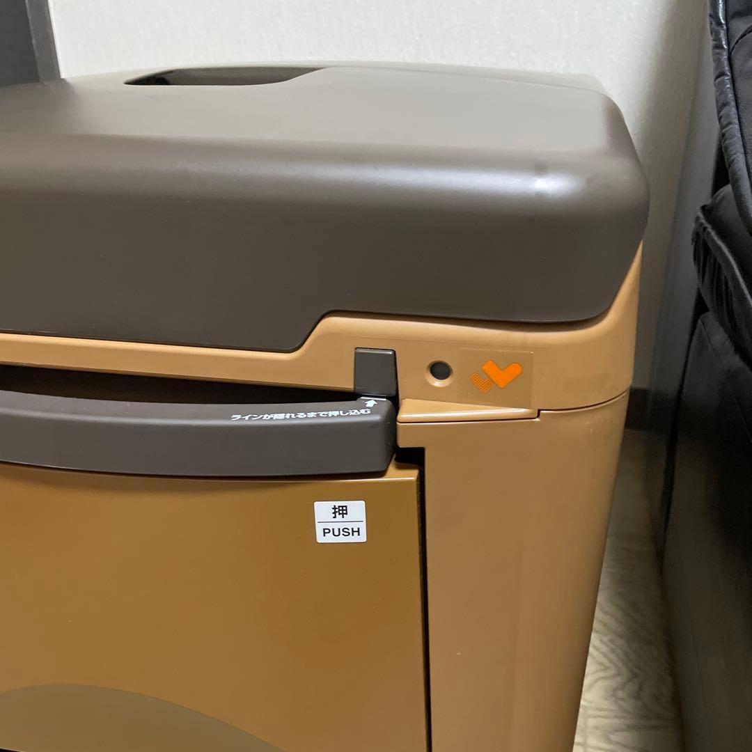 Panasonic ポータブルトイレ ラップ式　￼ラフィーネキューブ