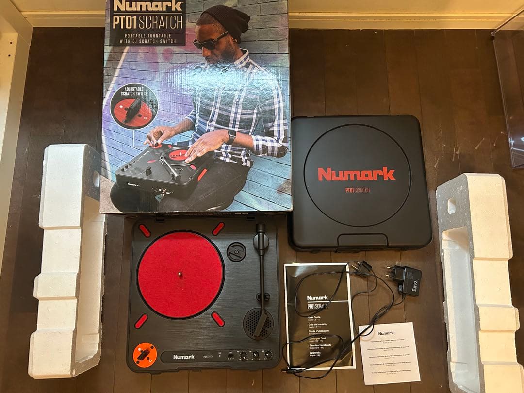 NumarkPT01 SCRATCH ポータブルレコードプレイヤー
