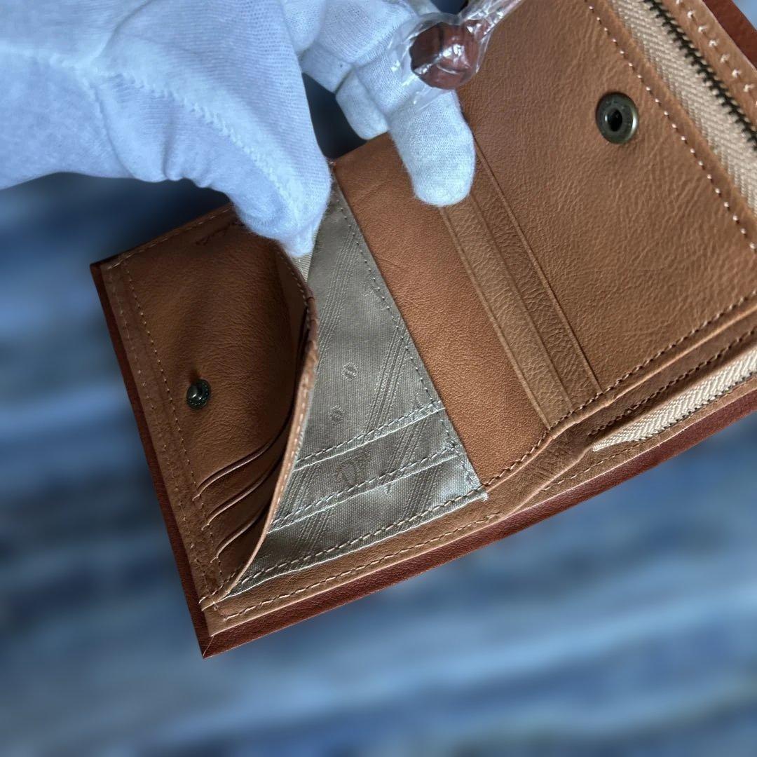 新品Dakota ブラウン 二つ折り牛革財布お勧め