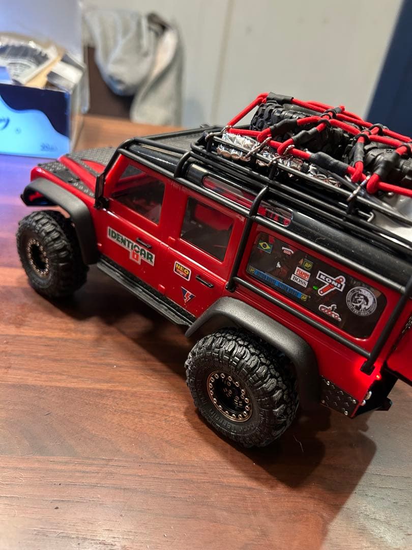 TRX4M Land Rover Defender レッド