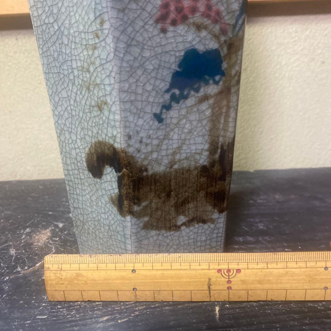 中国古玩　青磁ヒビ焼面取り花瓶【中】