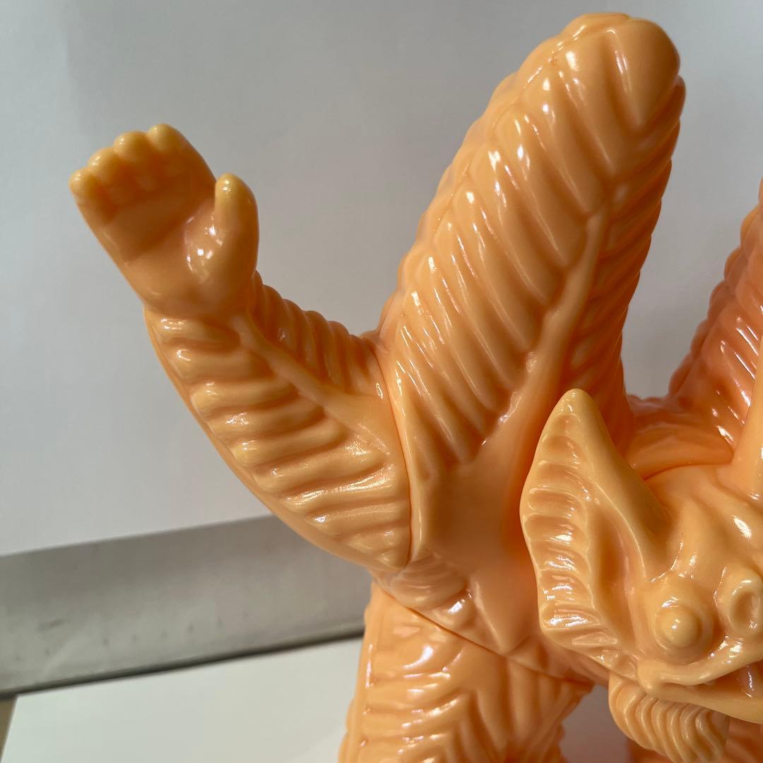 ⚠️人気　M1号　ウルトラマン　ペスター　薄橙色成型　スタンダード　2000年