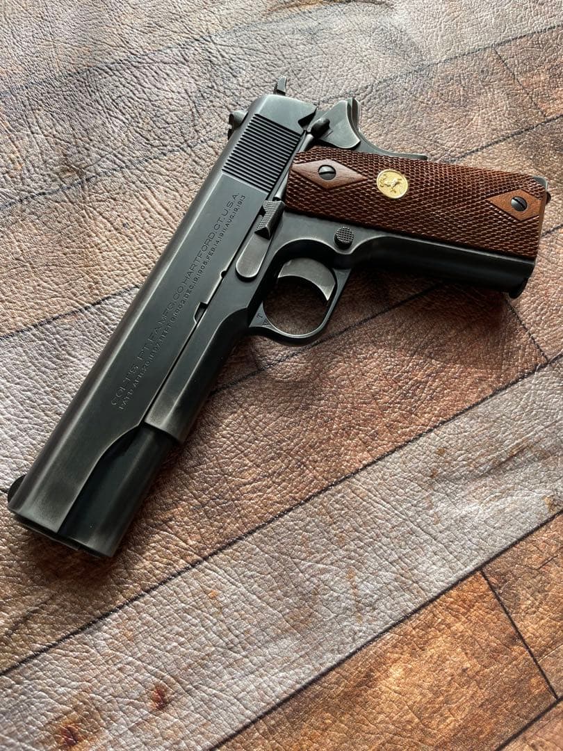 ウエスタンアームズ WA コルト M1911 ゲッタウェイ　木製グリップ付き