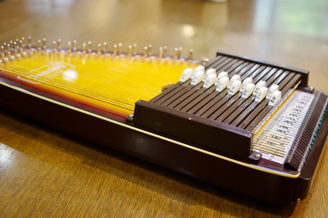 TOKAI GAKKIクロマハープCH-2S（教本、ハードケース付）