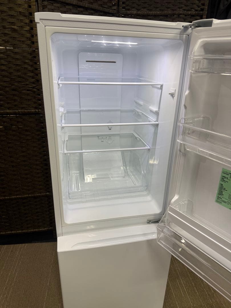 【超美品】ヤマダ　REFAGE 156L 冷凍冷蔵庫　YRZ-F15LW