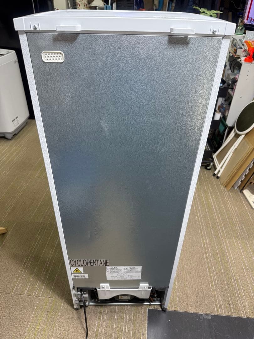 【超美品】ヤマダ　REFAGE 156L 冷凍冷蔵庫　YRZ-F15LW