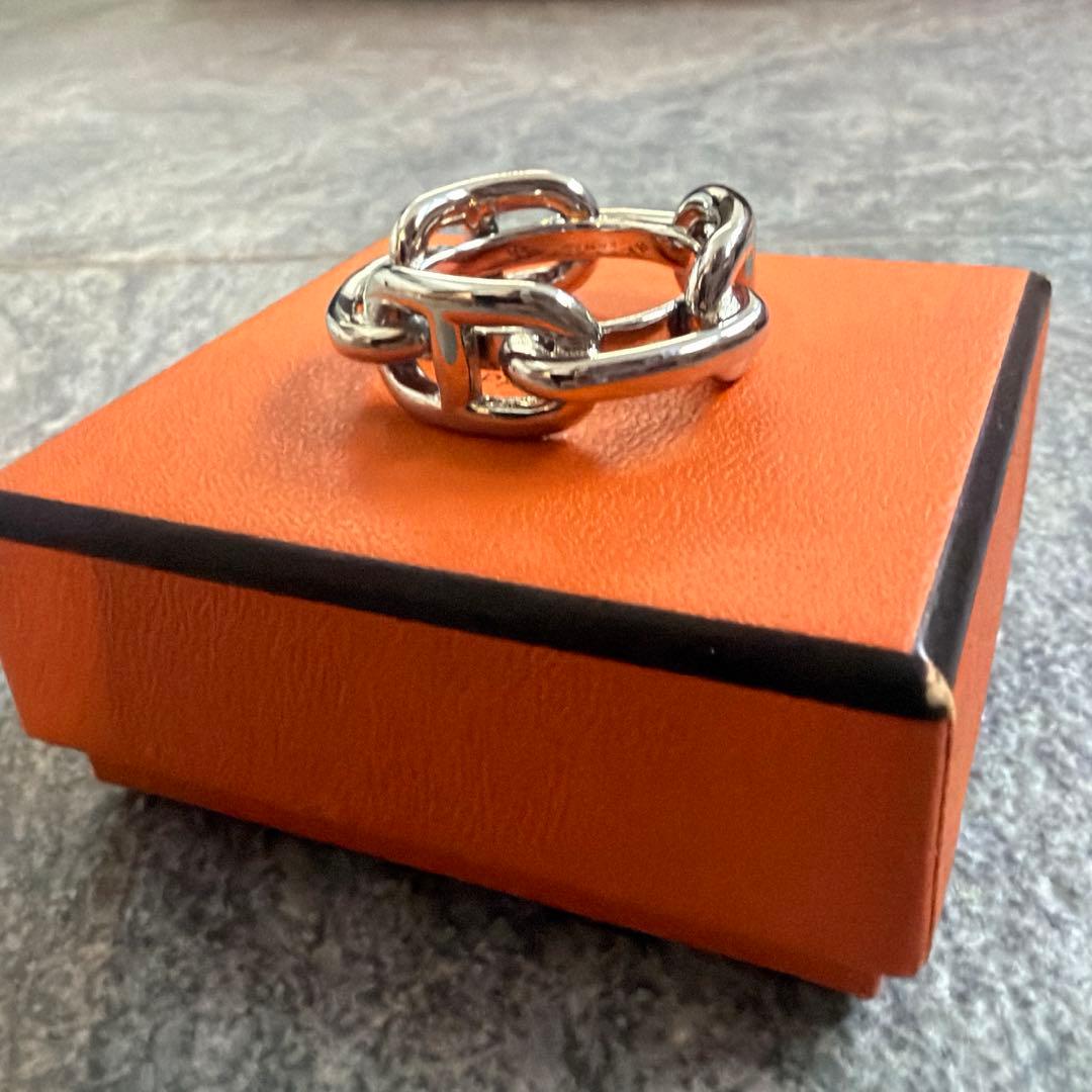 HERMES シェーヌ・ダンクル スカーフリング（シルバーカラー、メタル製）