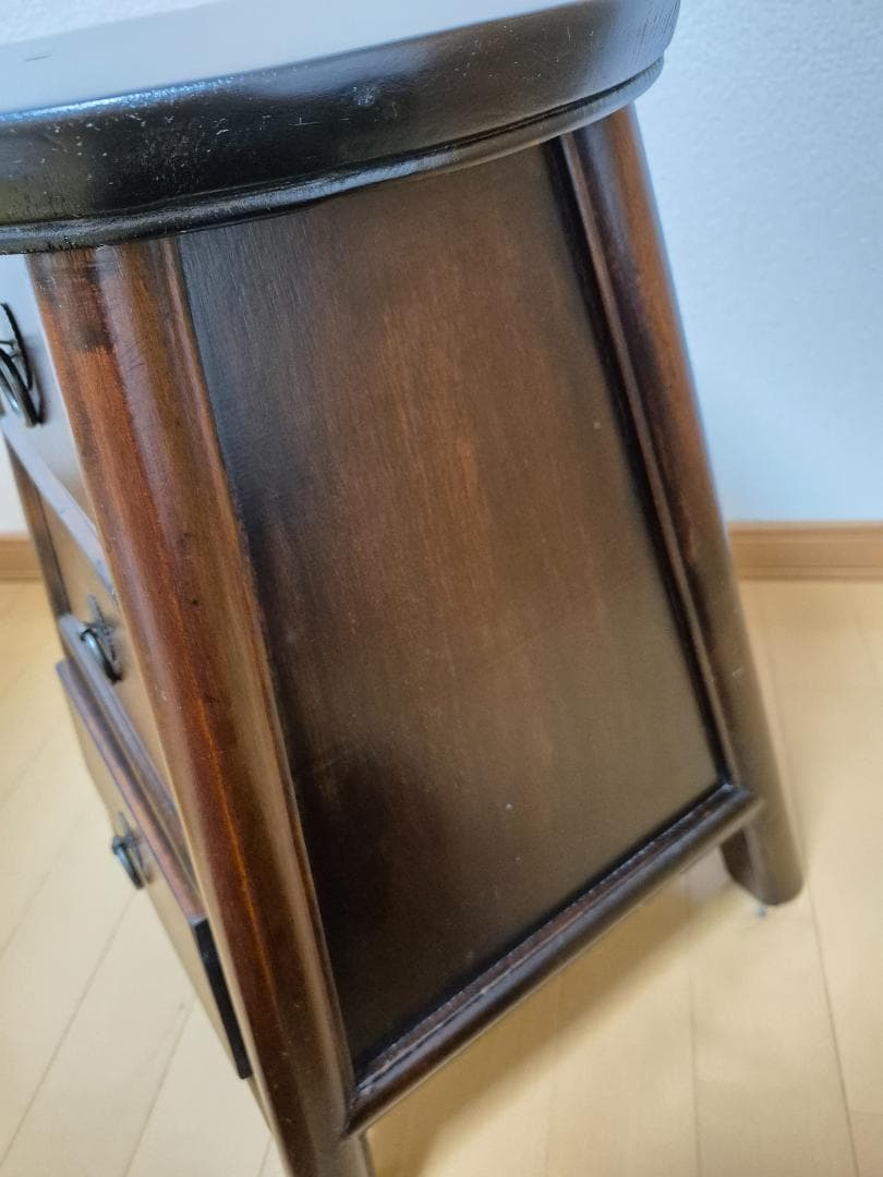 アンティーク　木製サイドテーブル 3段引出し ダークブラウン