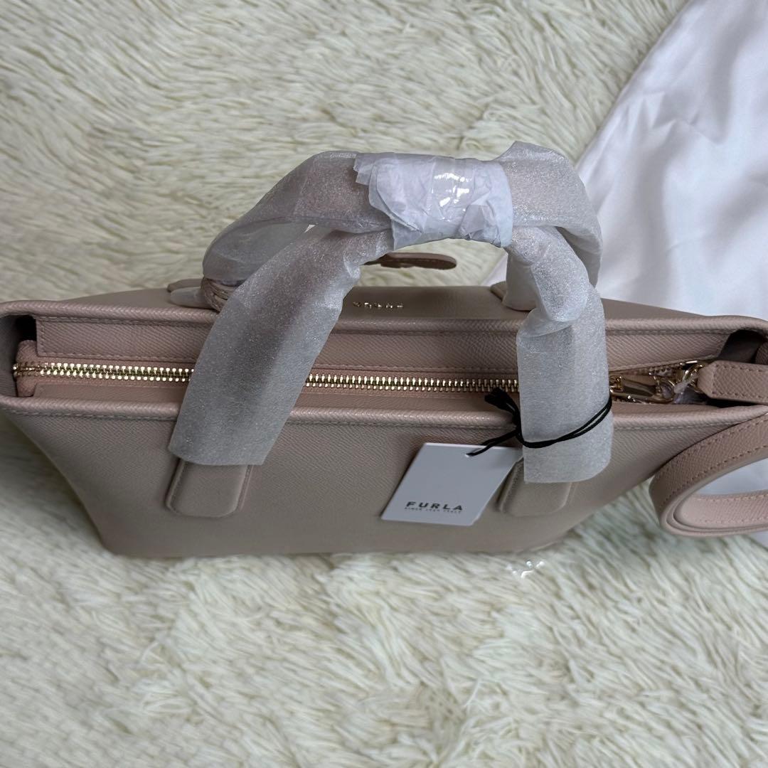 新品未使用 フルラ FURLA 2WAYショルダーバッグ クラシック