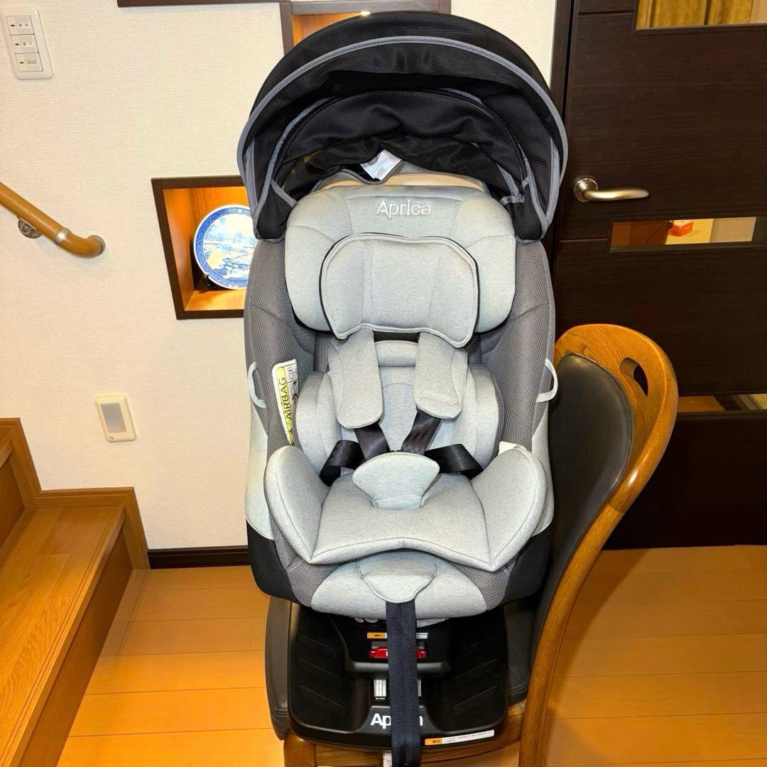 Aprica クルリラ チャイルドシート 新生児 ISOFIX グレー