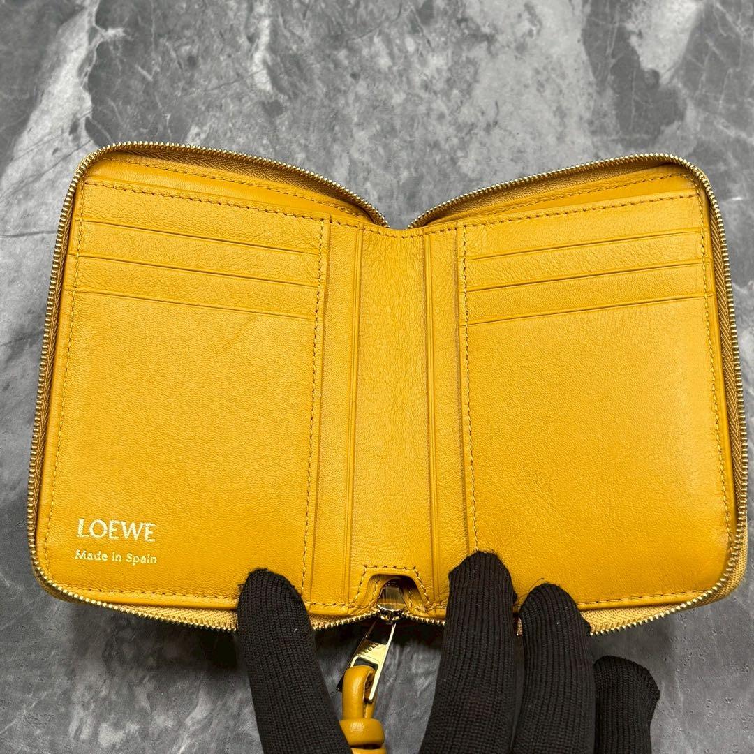 あらいぐま✨LOEWE ノット コンパクトウォレット イエローベージュ 財