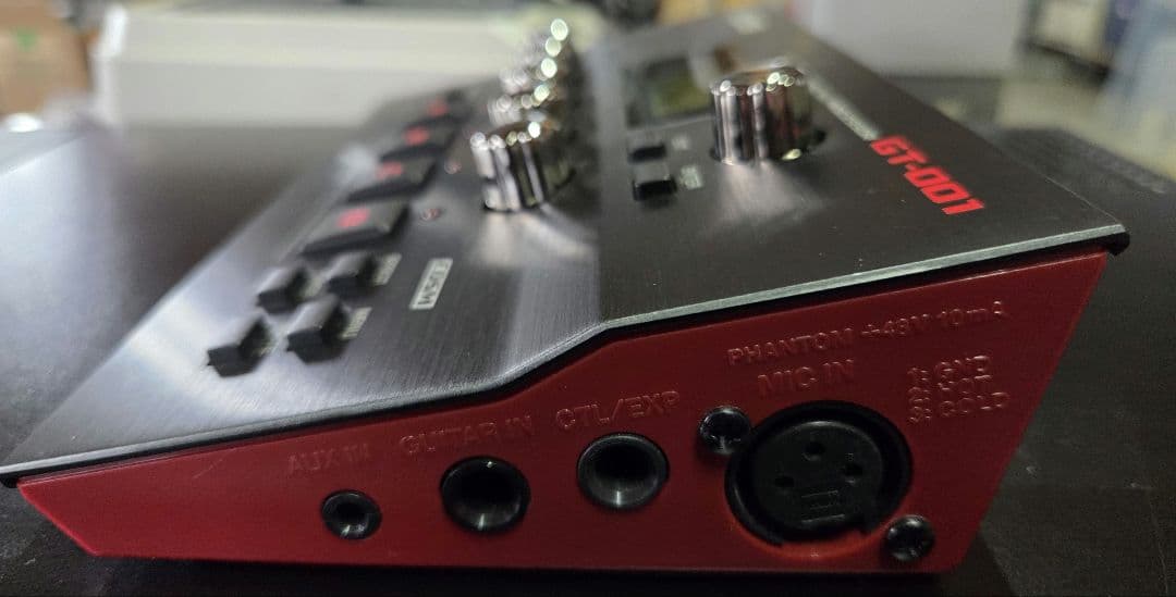 082501 BOSS GT-001 ギターエフェクトプロセッサー ジャンク