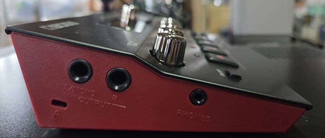 082501 BOSS GT-001 ギターエフェクトプロセッサー ジャンク