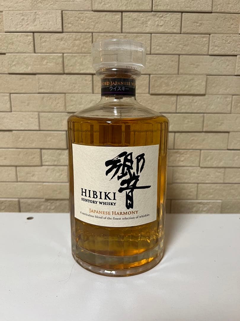 ウイスキー HIBIKI JAPANESE HARMONY 700ml