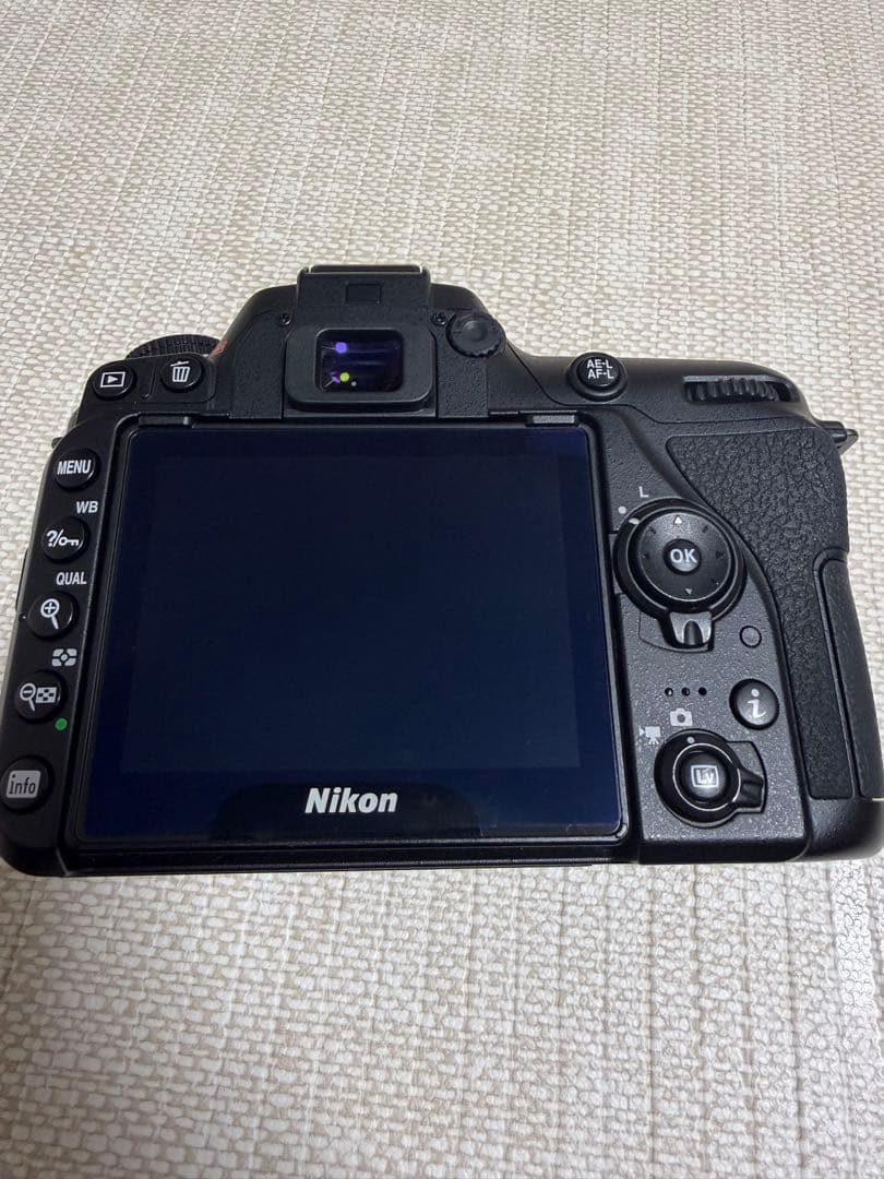 Nikon D7500 デジタル一眼レフカメラ