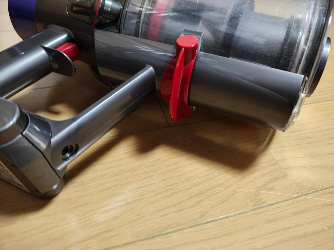 ダイソン★コードレス掃除機★V10本体★ＳV12★バッテリー新品と同等★10