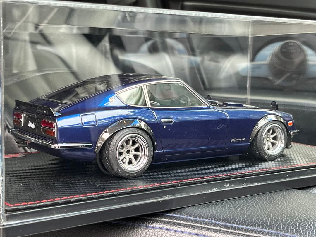 イグニッションモデル IG0767 1/18 フェアレディZ S30 ブルー