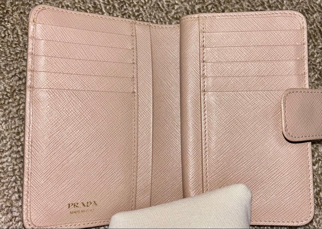 [美品]PRADA サフィアーノメタル 二つ折り財布 1ML225