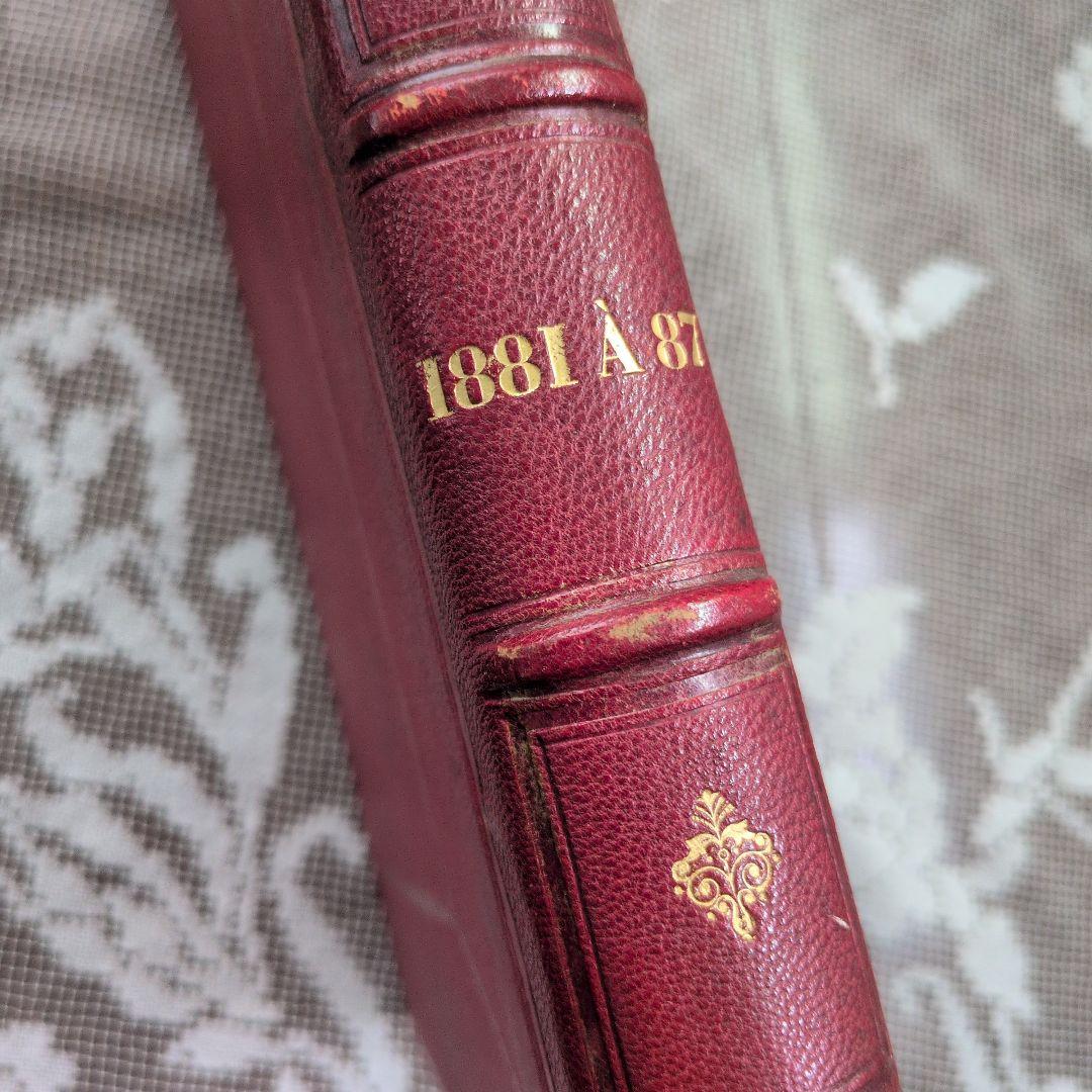 ファッションプレート120枚の製本 フランスアンティーク アンティーク本