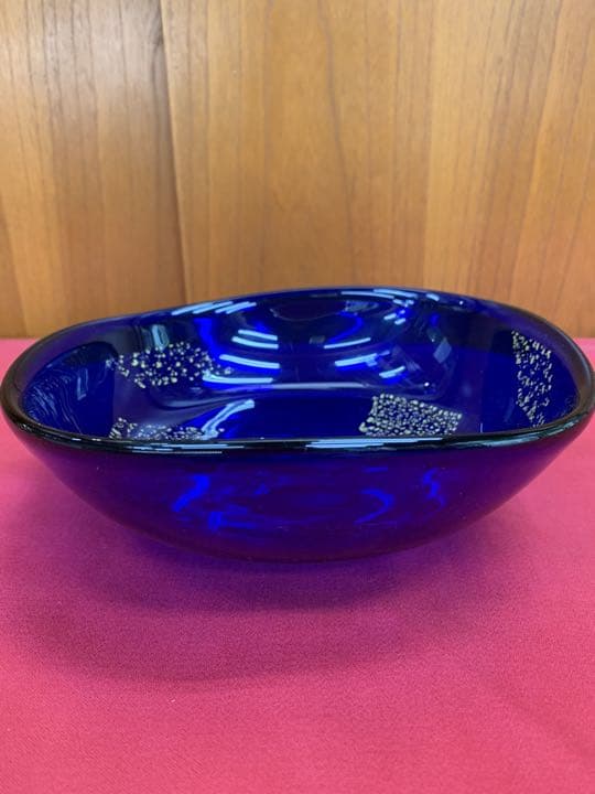 藍地硝子四方菓子鉢 良樹作