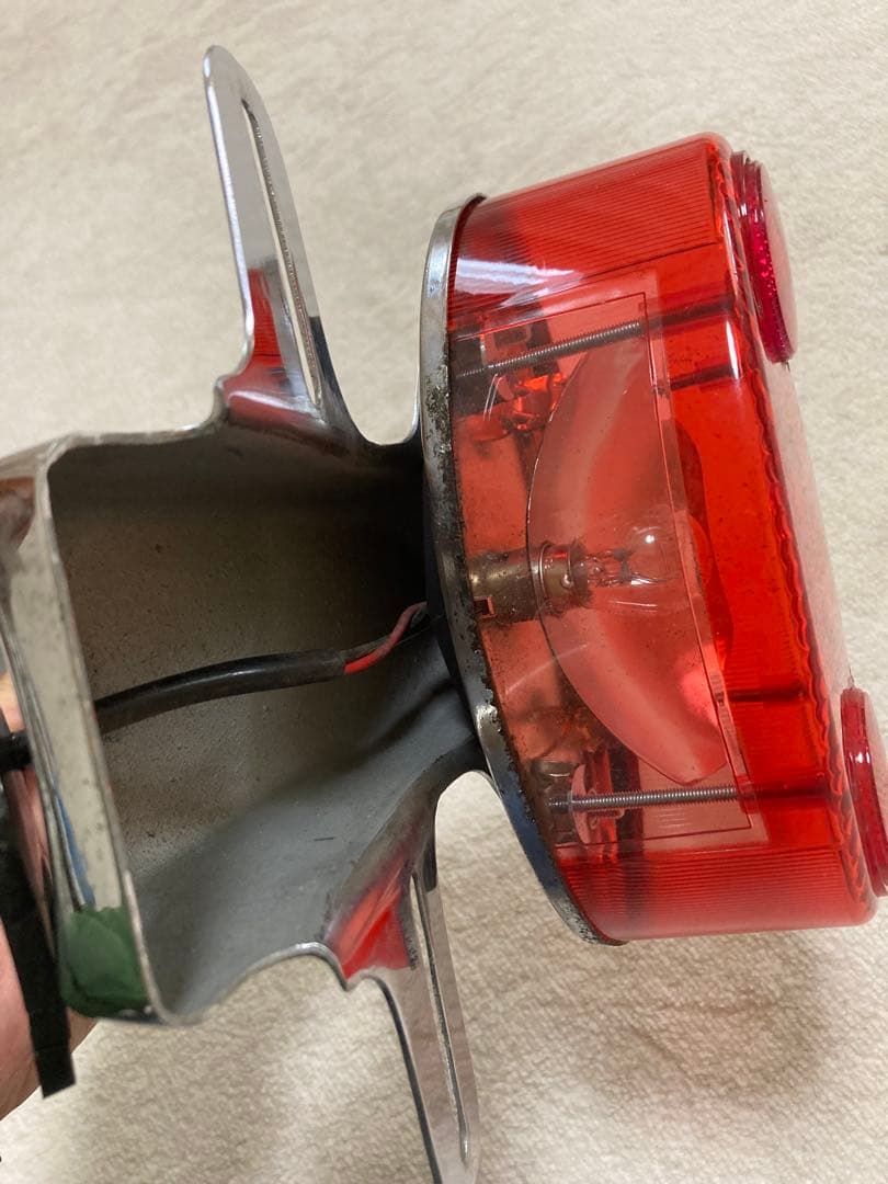 カワサキ　W3 テールランプ　W650にも