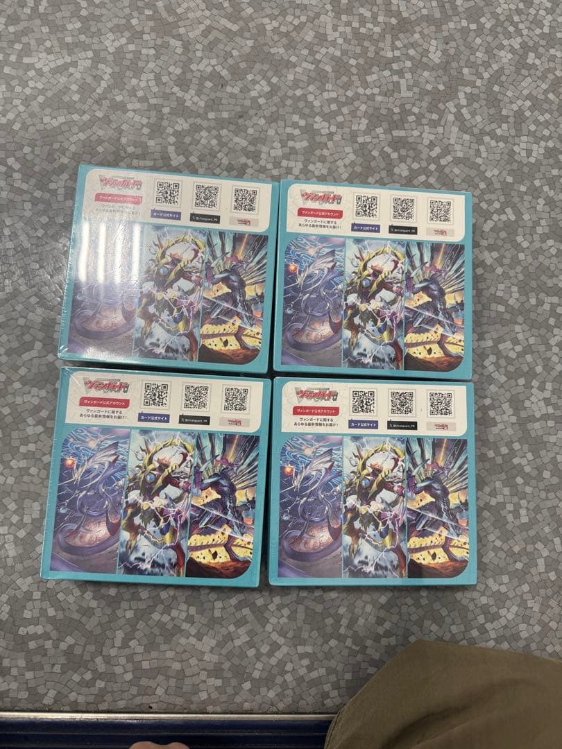 たたみカードファイト！ヴァンガード 時空創竜 シュリンク付き未開封4BOX