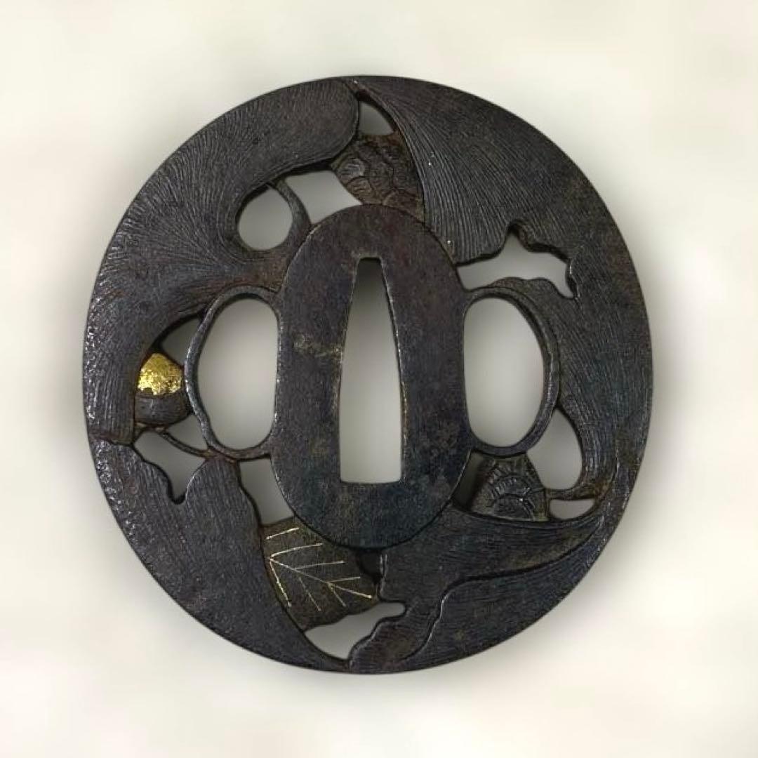 B-53 鍔　武具　刀装具　日本刀　時代物　骨董品　美術品　工芸品