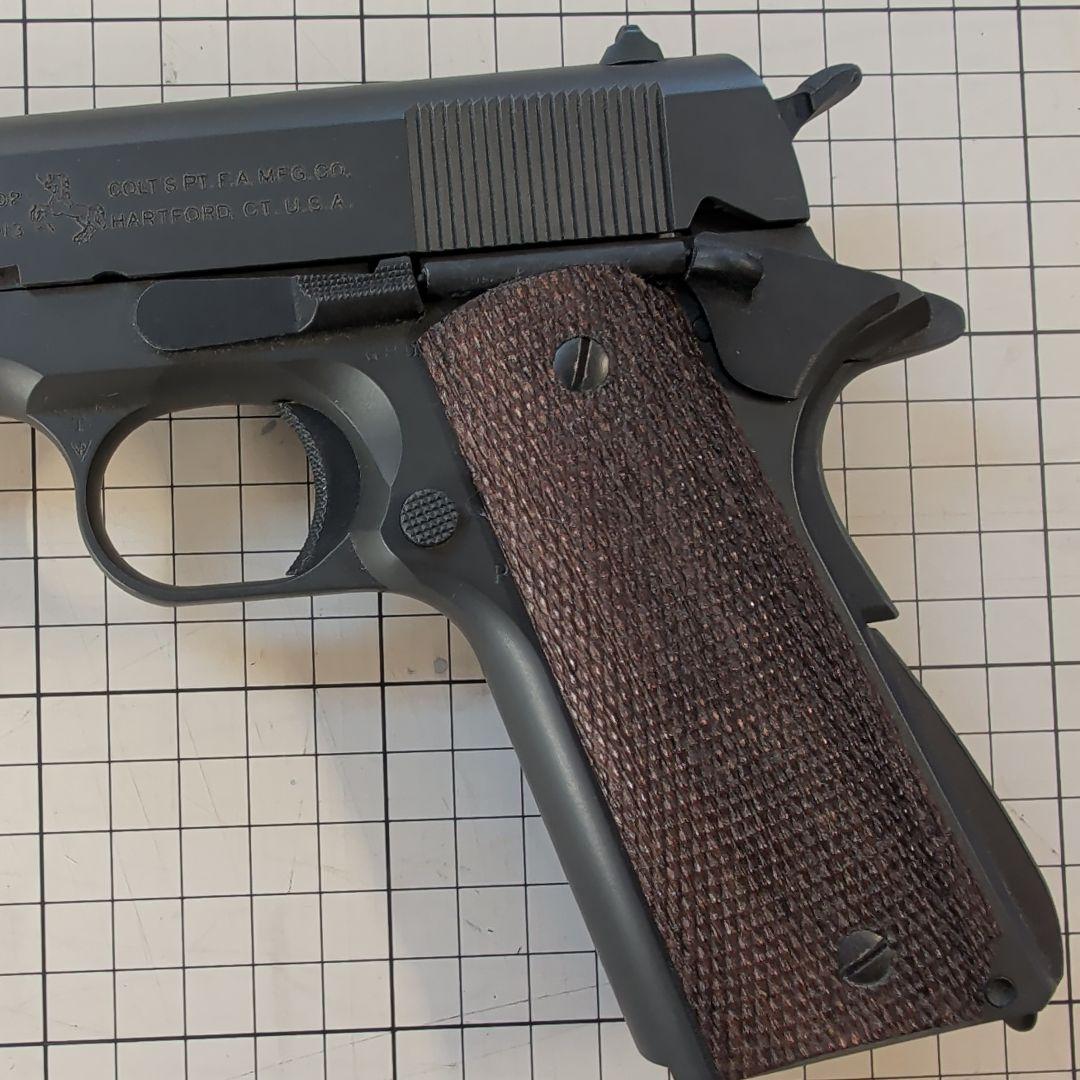東京マルイ　M1911A1　コルトガバメント　ウッドグリップ付