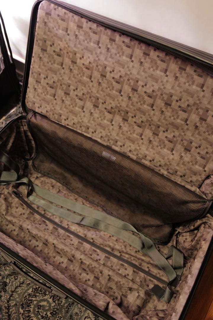 リモワ サルサスポーツ