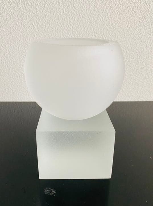 クロイツ 作 工芸ガラス 【白い肖像Ⅰ】 フロステッド サイン入り  オブジェ